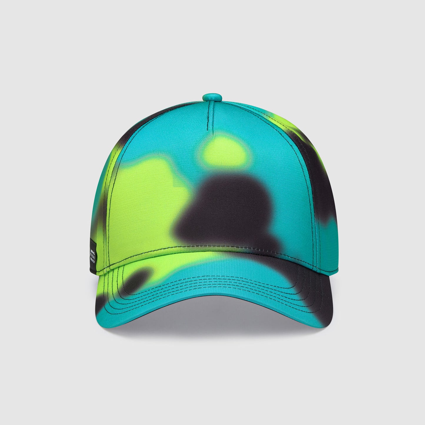 Gorra Mercedes F1 camuflaje en aerosol