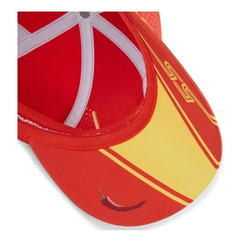 Gorra Scuderia Ferrari Carlos Sainz